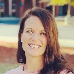 Meet your Posher, Shelly